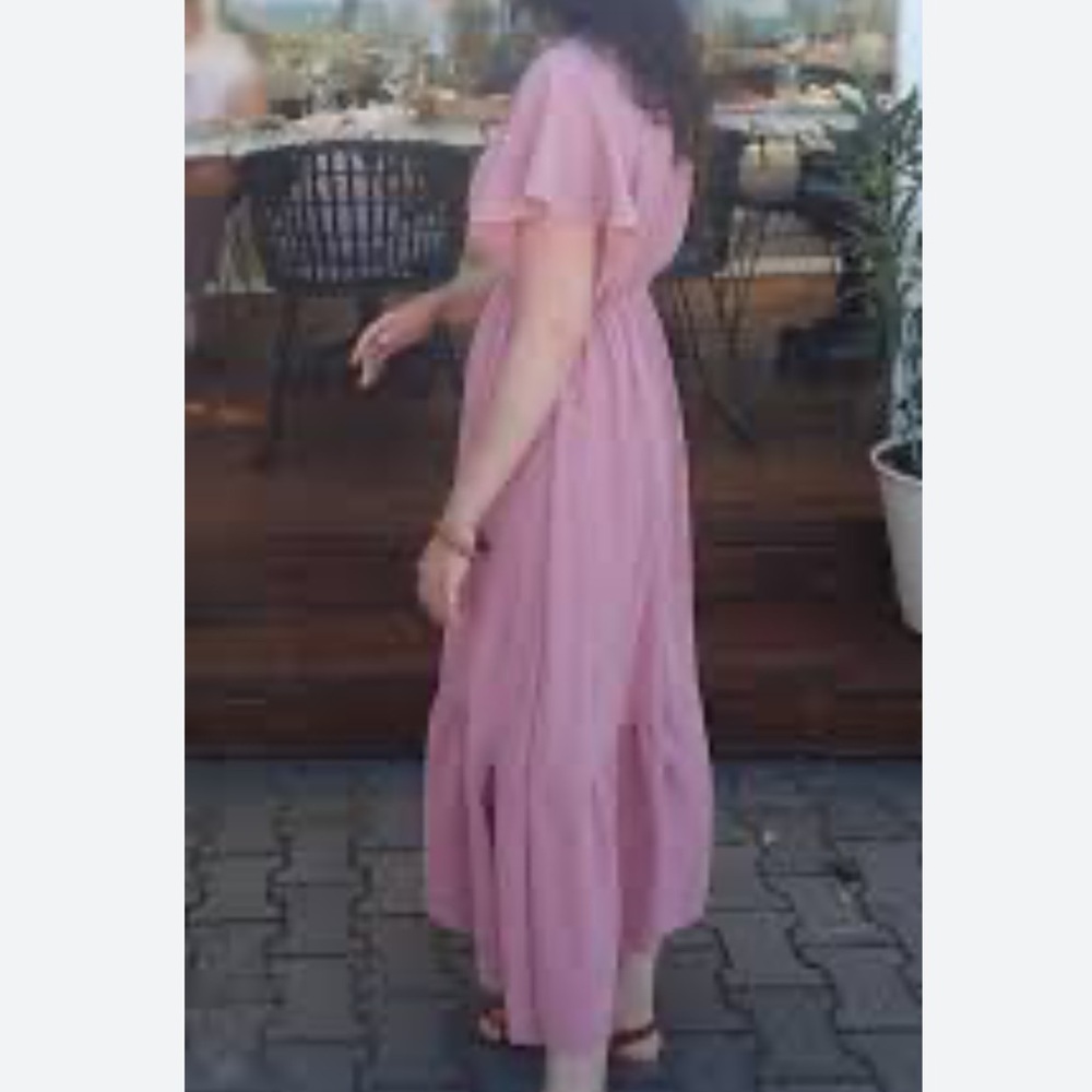 Mauve Pink Flouncy Dress